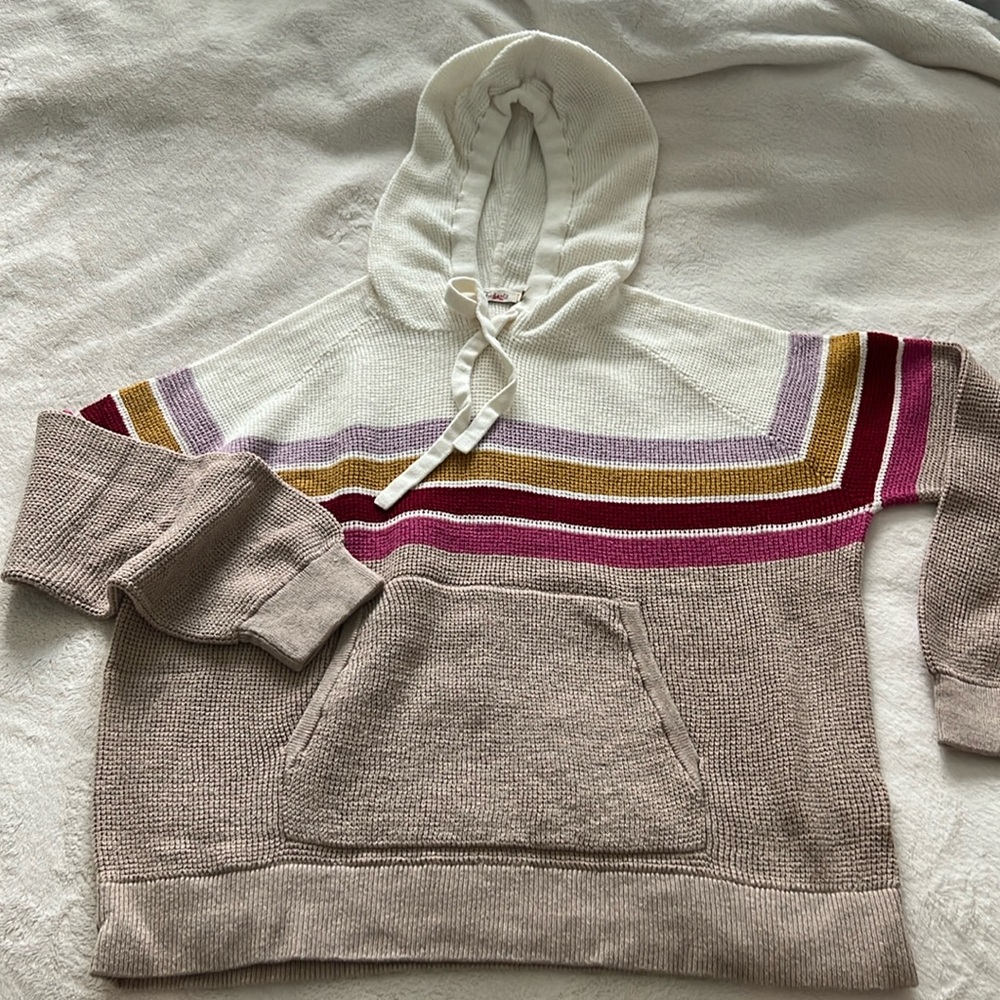 Like-new Faherty hoodie sweater